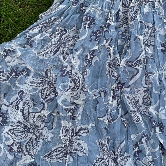 Max Studio Blue and White Floral Midi Dress - Picture 3 of 3